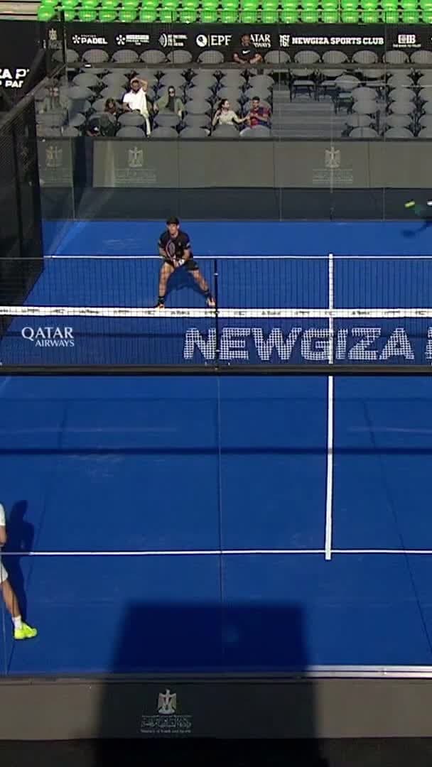 Di Nenno reaches the net to serve the ball x4